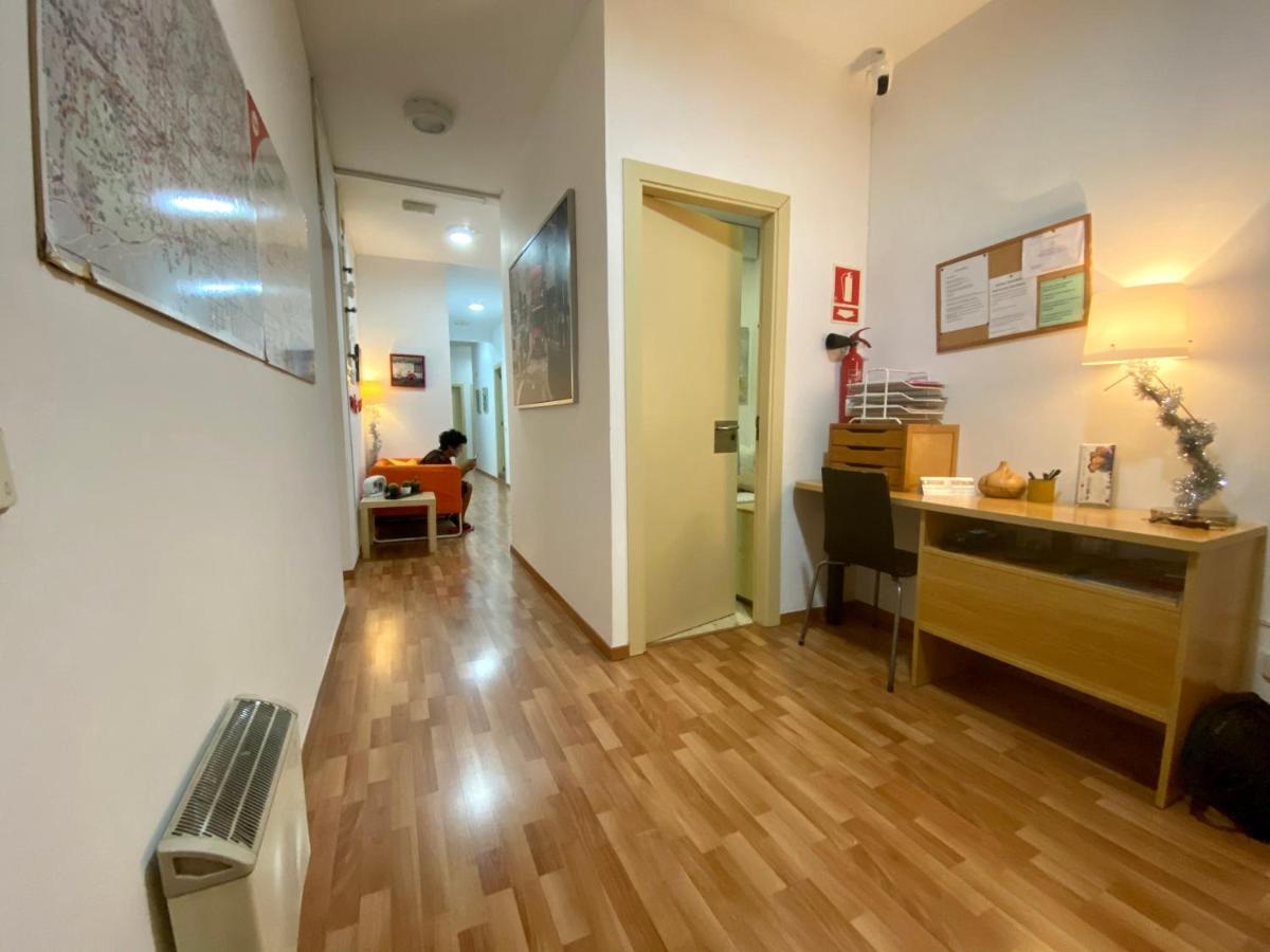 Barcelona Housing Recommend For Students Διαμέρισμα Εξωτερικό φωτογραφία